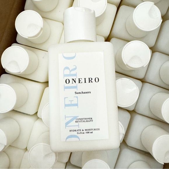 ⭐️ Conditioner ONEIRO Sunchasers NEW 3.4 fl oz For All Hair Types Travel Size - Picture 1 of 4